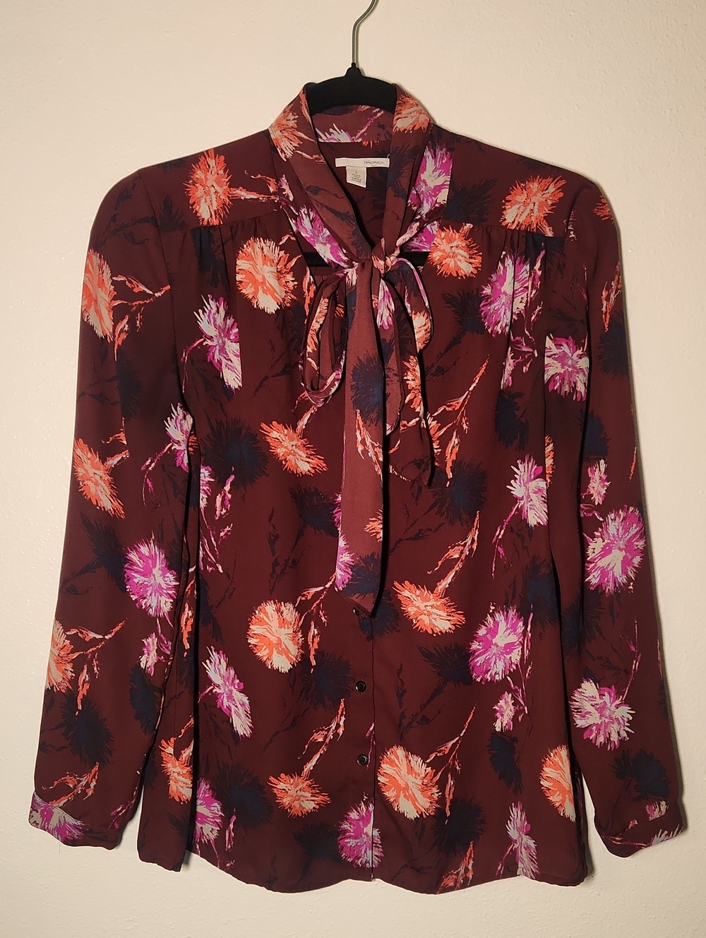 Halogen Maroon Floral Tie-Neck Blouse
